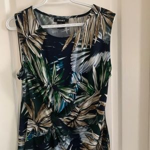 DKNY Floral Leaf Print Sleeveless Top with Front Tie — NWOT (US XL)